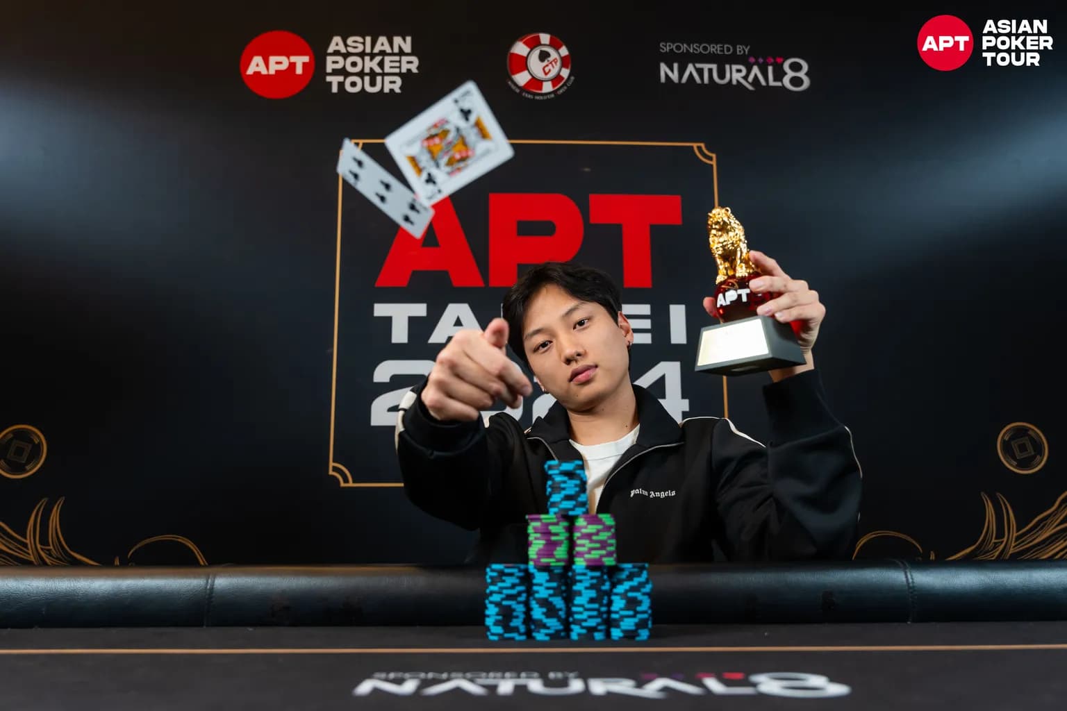 APT tournament gallery images