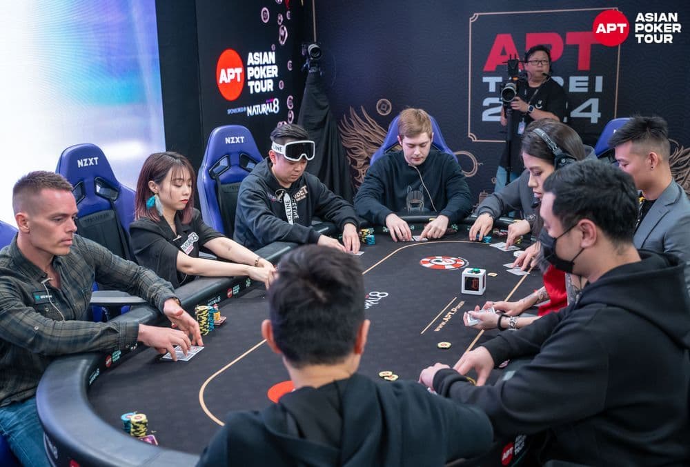 APT tournament gallery images