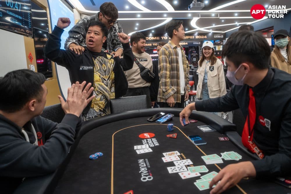 APT tournament gallery images