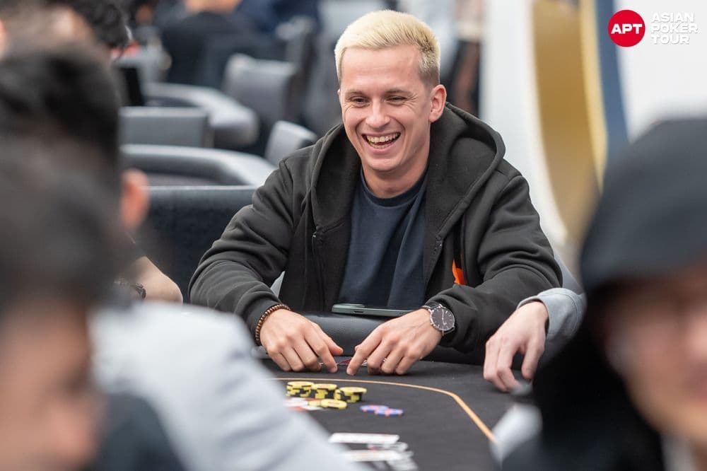 APT tournament gallery images