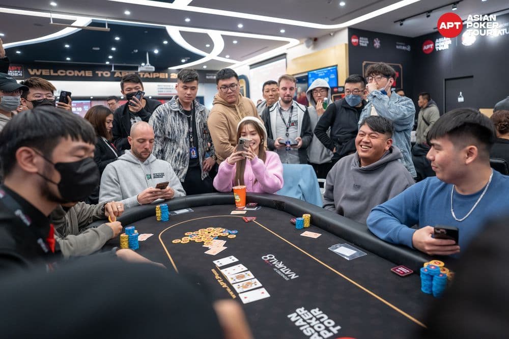 APT tournament gallery images