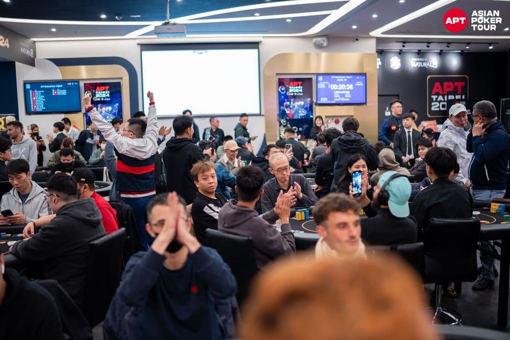 APT tournament gallery images