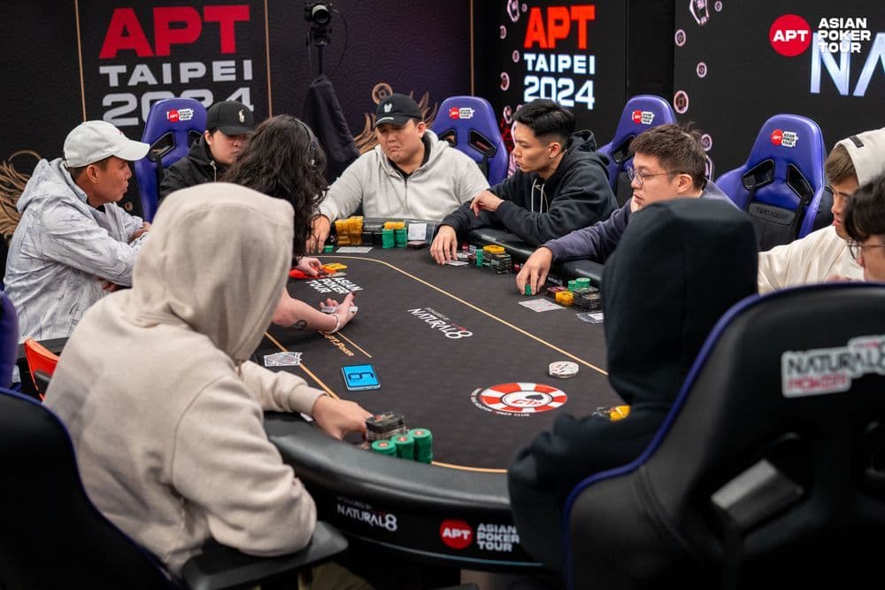 APT tournament gallery images