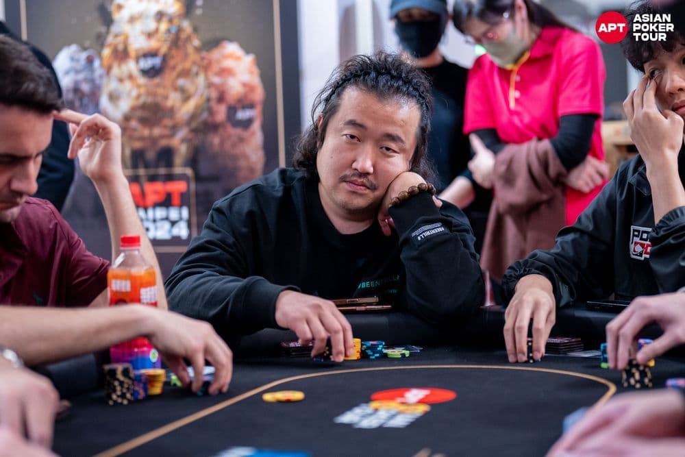 APT tournament gallery images