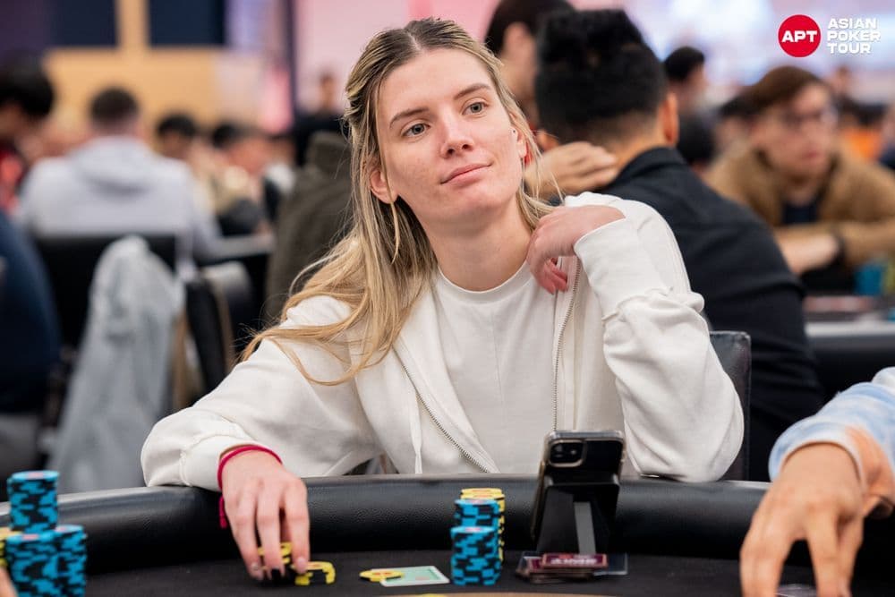 APT tournament gallery images