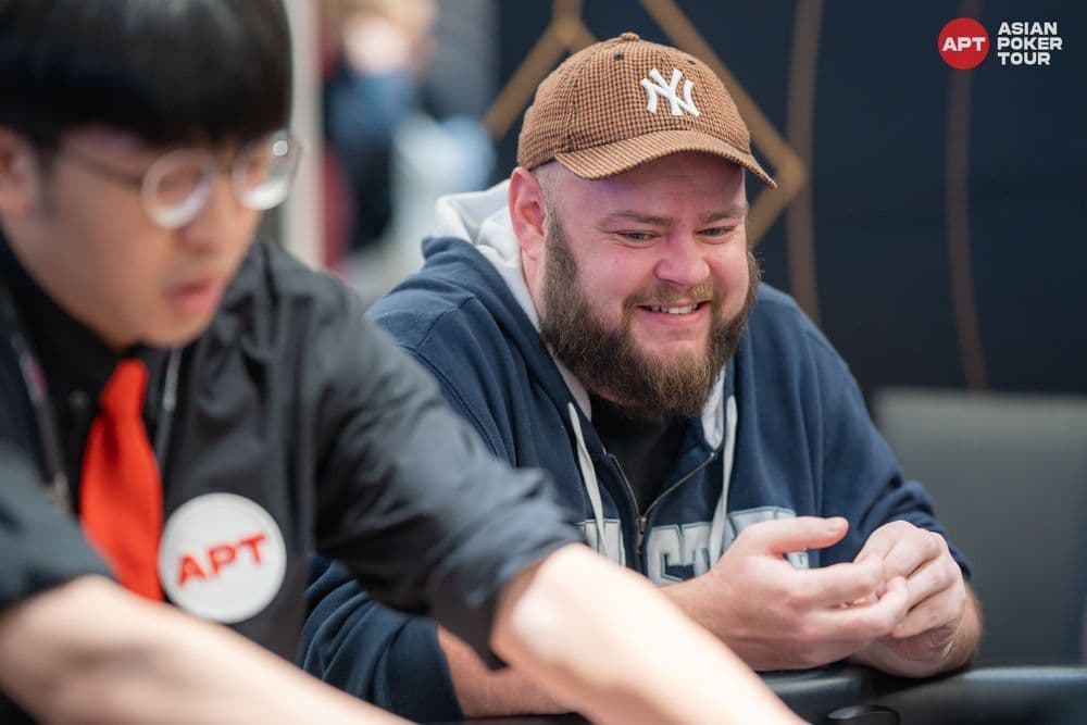 APT tournament gallery images