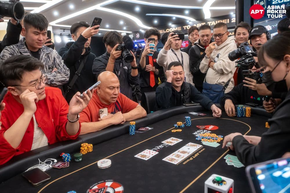 APT tournament gallery images