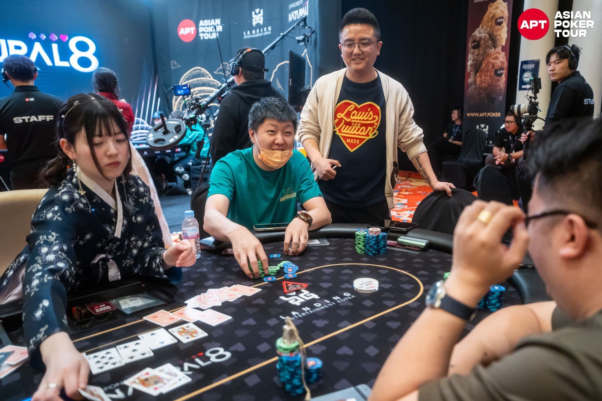 APT tournament gallery images