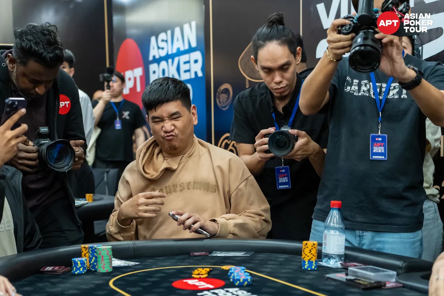 APT tournament gallery images