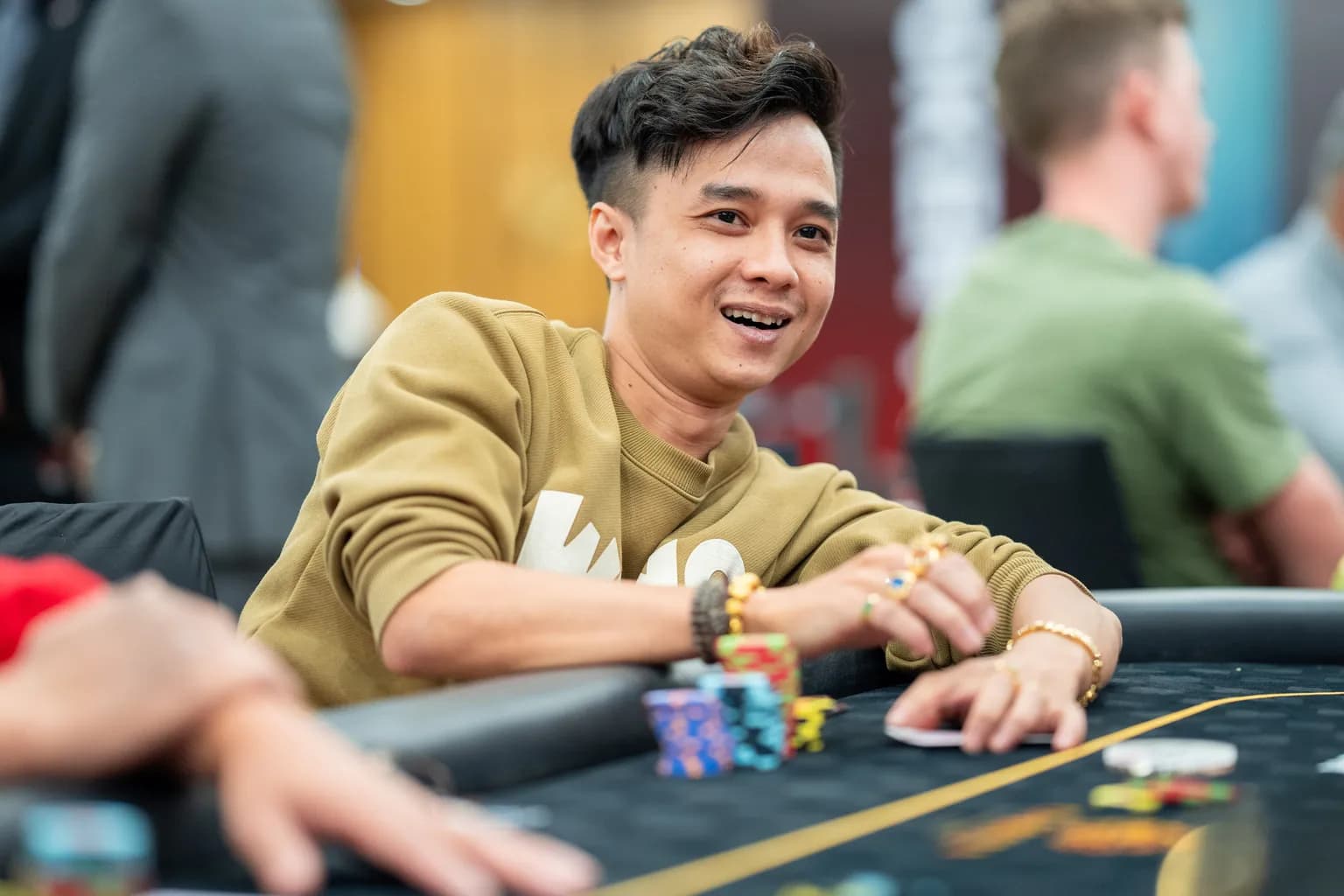 APT tournament gallery images