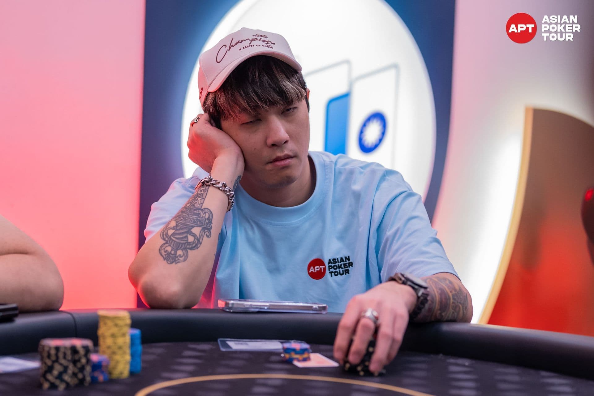 APT tournament gallery images