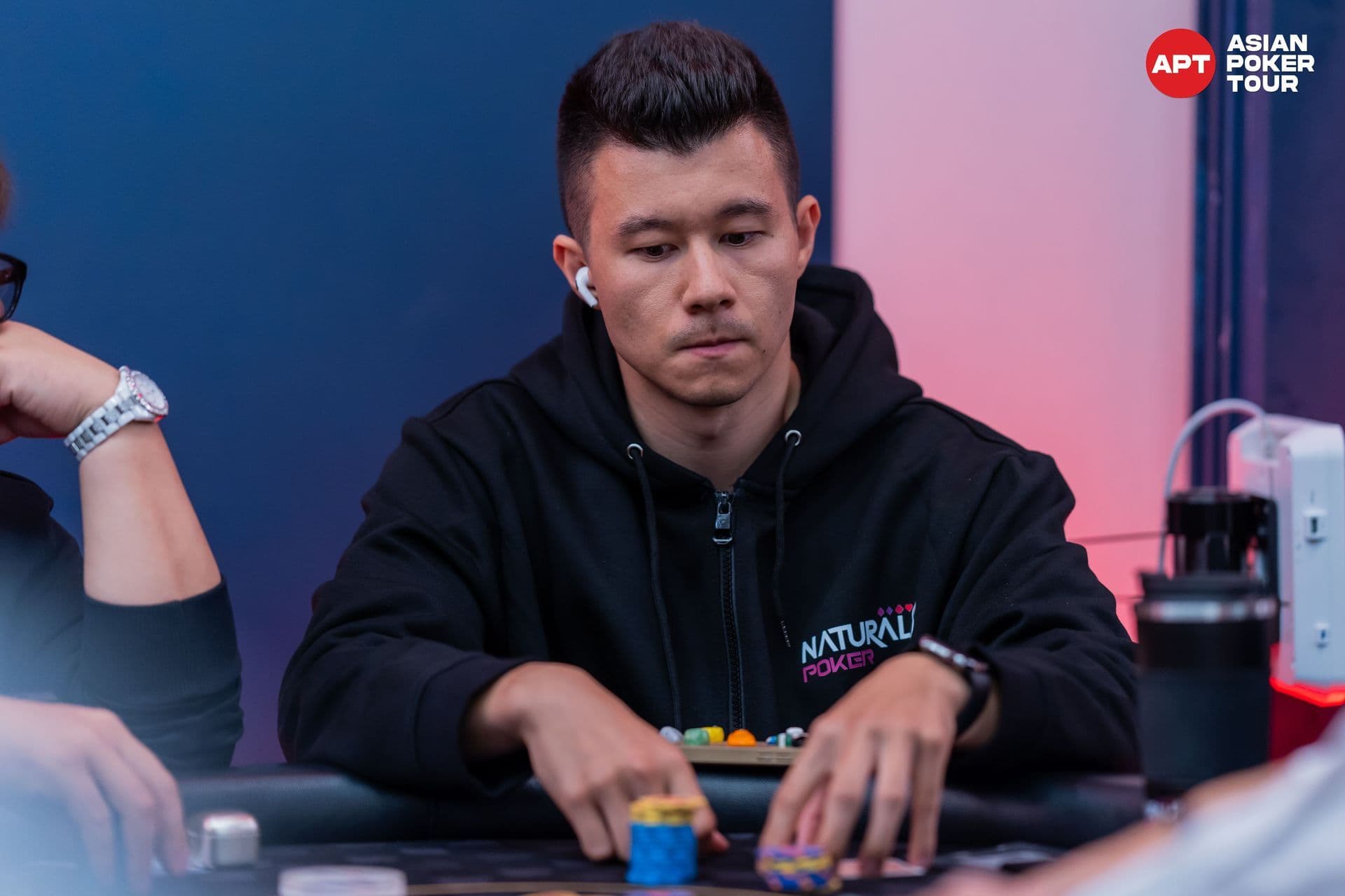 APT tournament gallery images