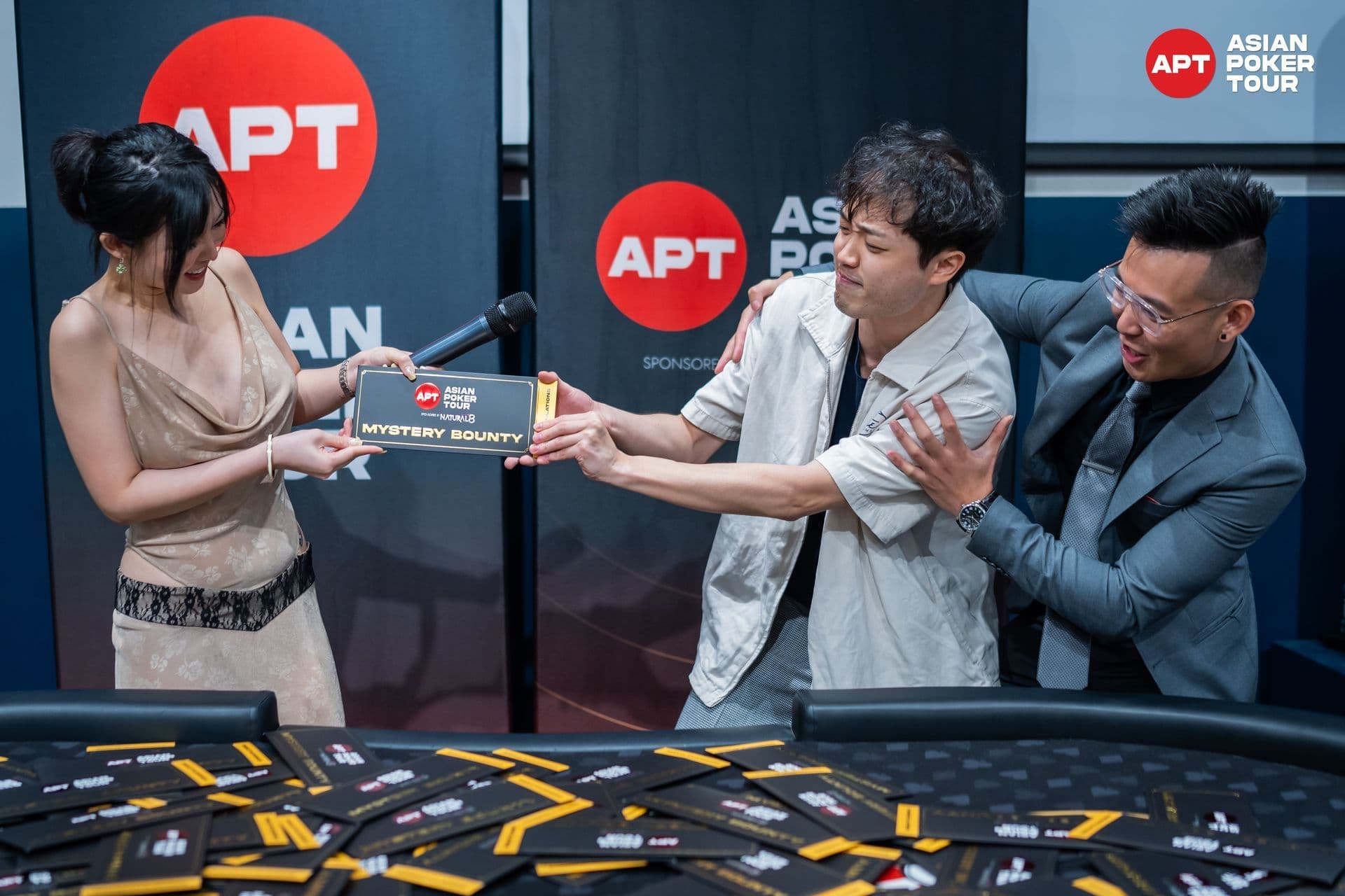 APT tournament gallery images