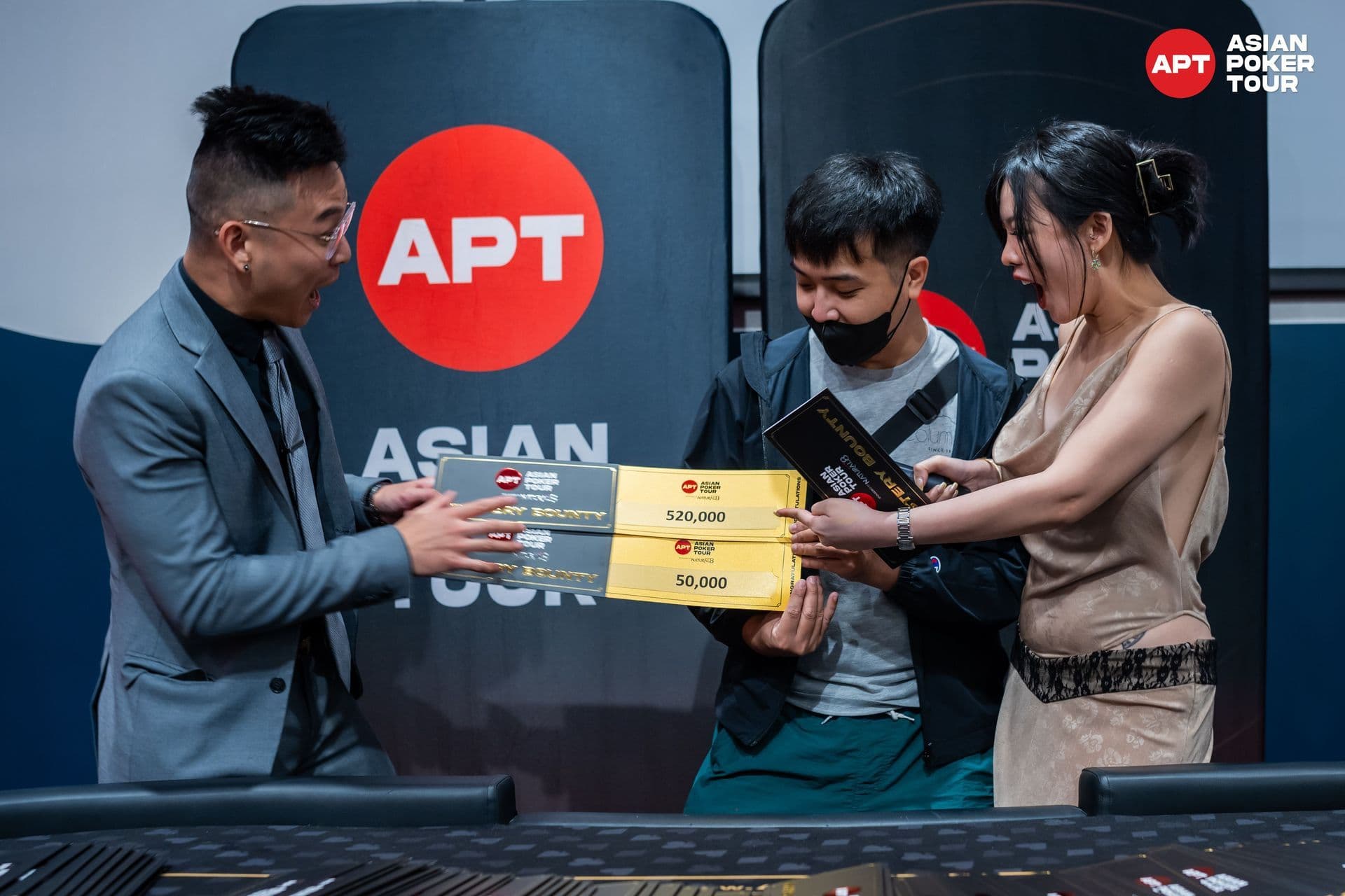 APT tournament gallery images